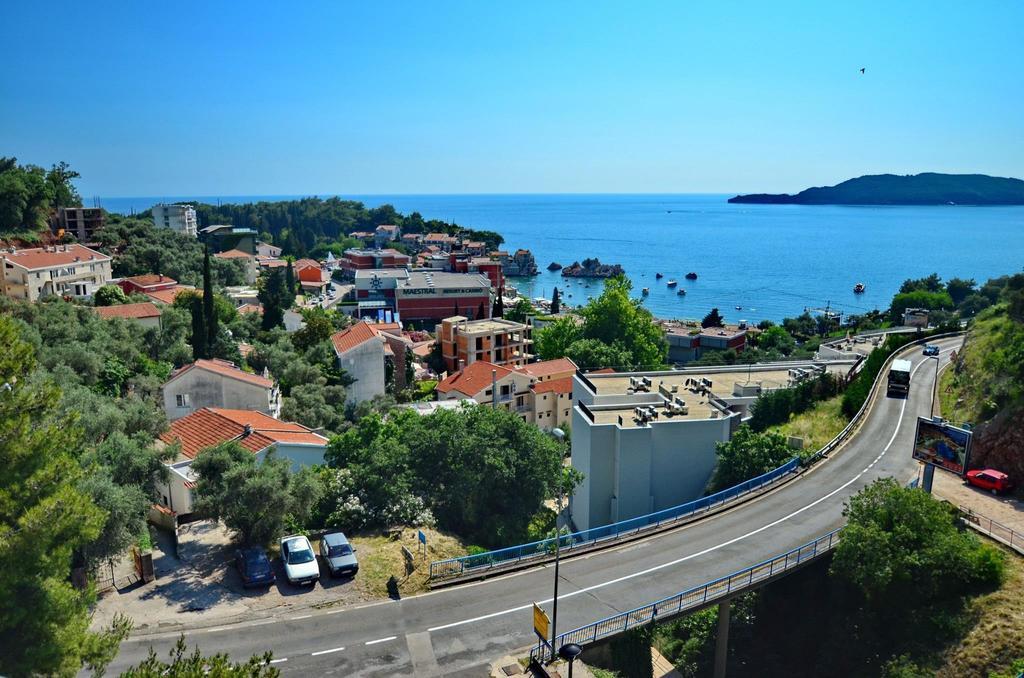 Montetrest Apartments Sveti Stefan Esterno foto